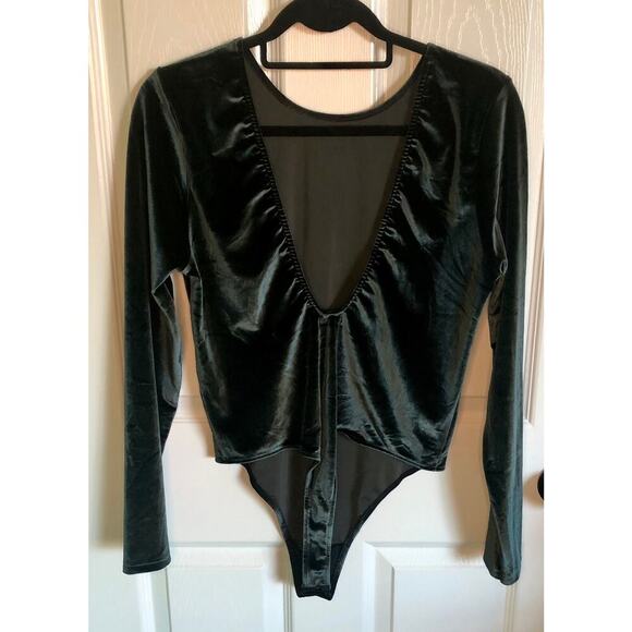 Victoria's Secret Sport Size Large Green Velvet Thong Bodysuit Glitter Stars - Picture 5 of 7